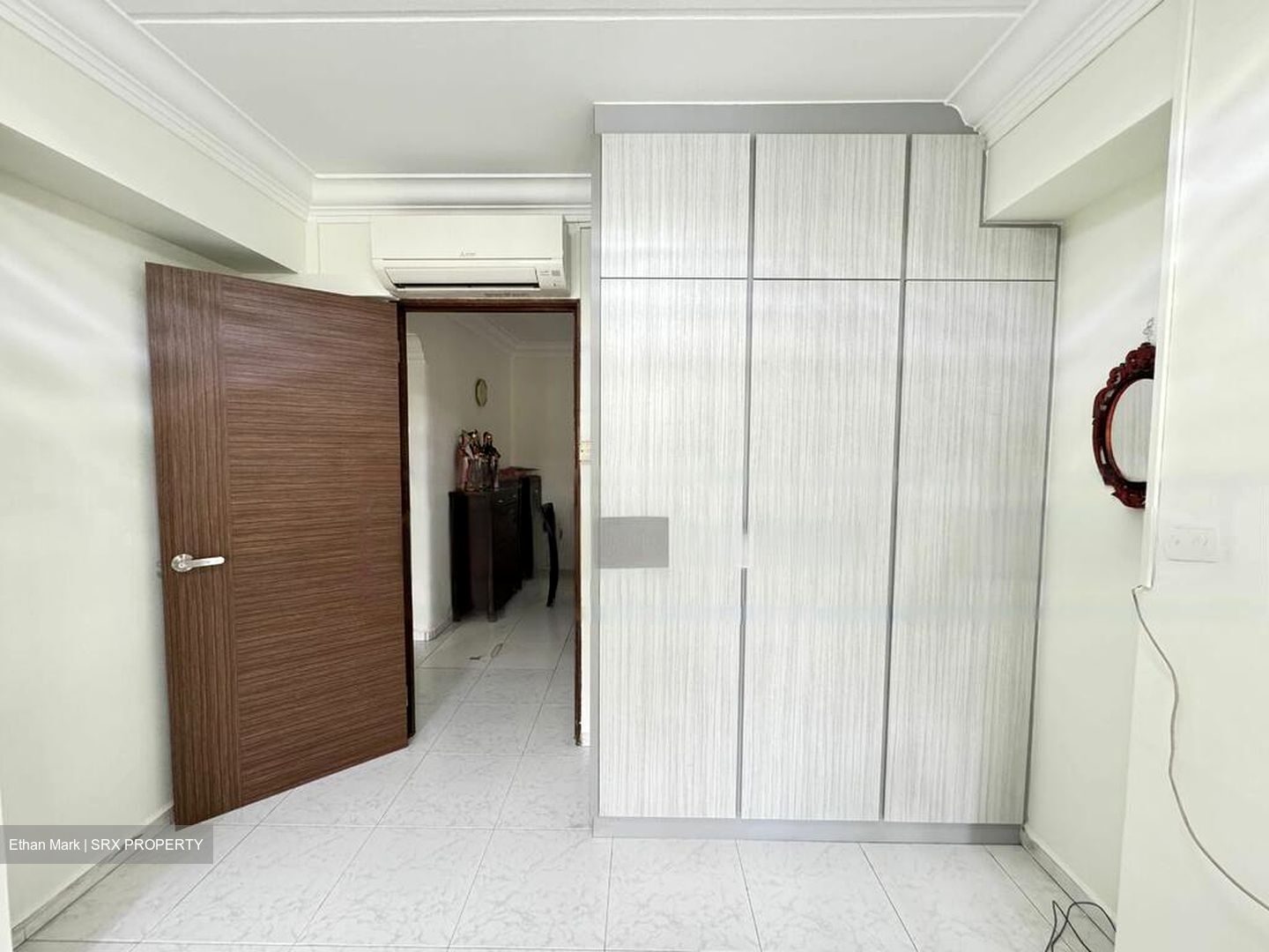 Commonwealth Avenue (D3), Office #473992181